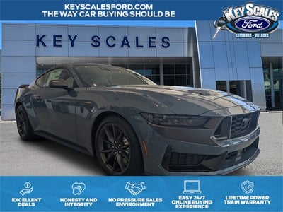 2025 Ford Mustang Dark Horse