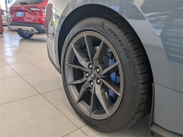 2025 Ford Mustang Dark Horse