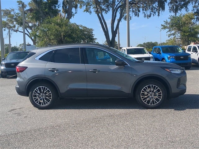 2025 Ford Escape Plug-In Hybrid Base