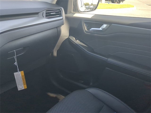 2025 Ford Escape Plug-In Hybrid Base