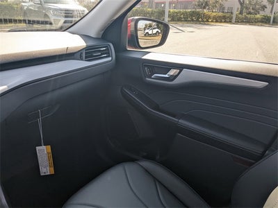 2025 Ford Escape Plug-In Hybrid Base