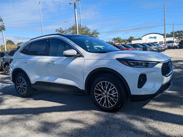 2025 Ford Escape Plug-In Hybrid Base