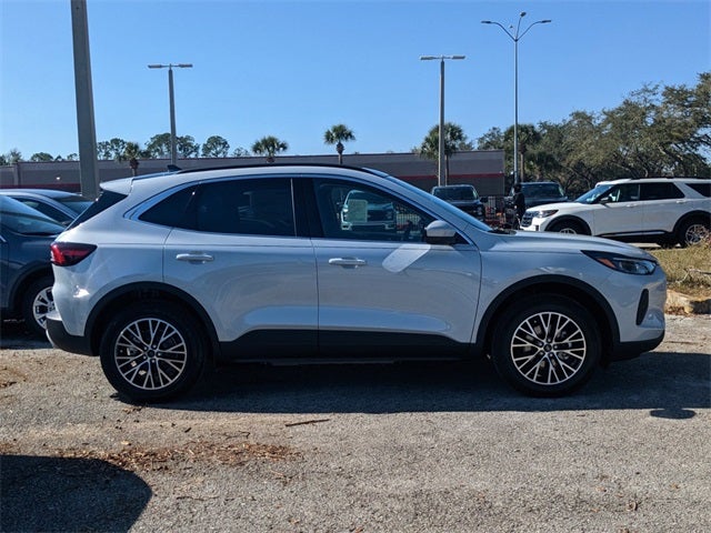 2025 Ford Escape Plug-In Hybrid Base