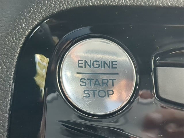 2025 Ford Escape Hybrid ST-Line