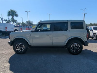 2025 Ford Bronco Outer Banks