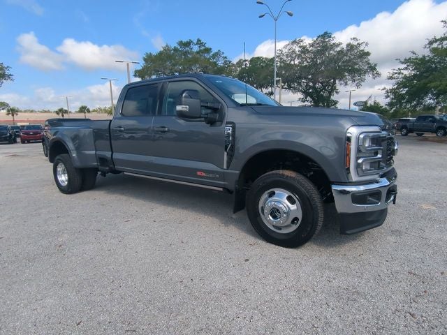 2026 Ford F-350SD Lariat DRW