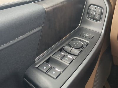 2025 Ford F-350SD Lariat DRW