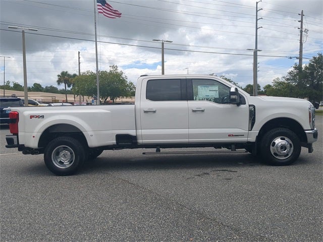 2025 Ford F-350SD Lariat DRW
