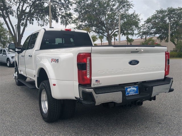 2025 Ford F-350SD Lariat DRW