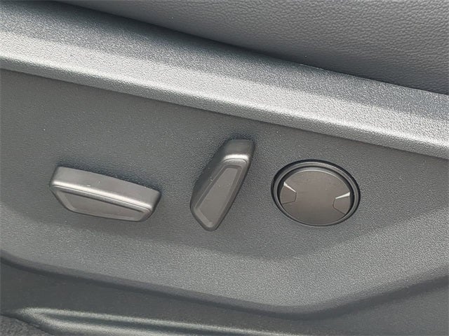 2025 Ford F-350SD Lariat DRW