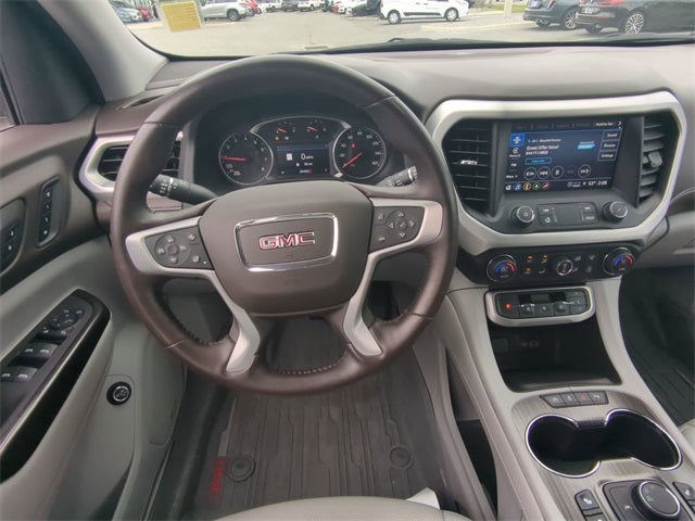 2022 GMC Acadia SLT