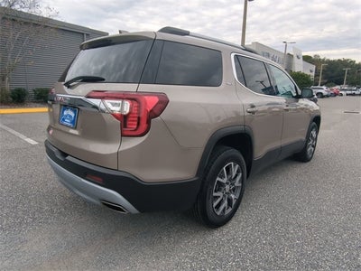 2022 GMC Acadia SLT
