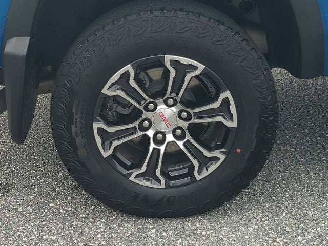 2023 GMC Canyon AT4