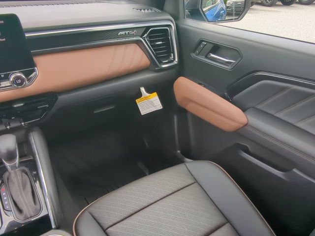 2023 GMC Canyon AT4