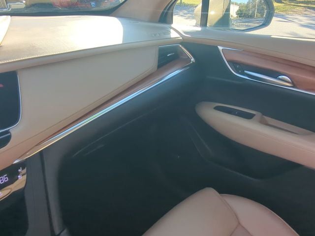 2019 Cadillac XT5 Platinum