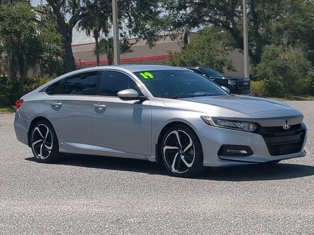 1HGCV1F34KA100977