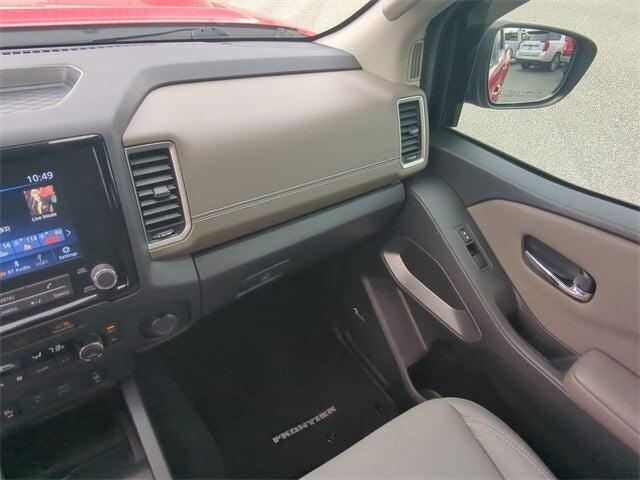 2023 Nissan Frontier SV