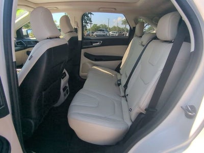 2023 Ford Edge Titanium