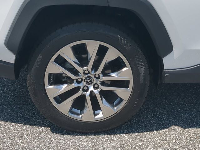 2020 Toyota RAV4 XLE Premium