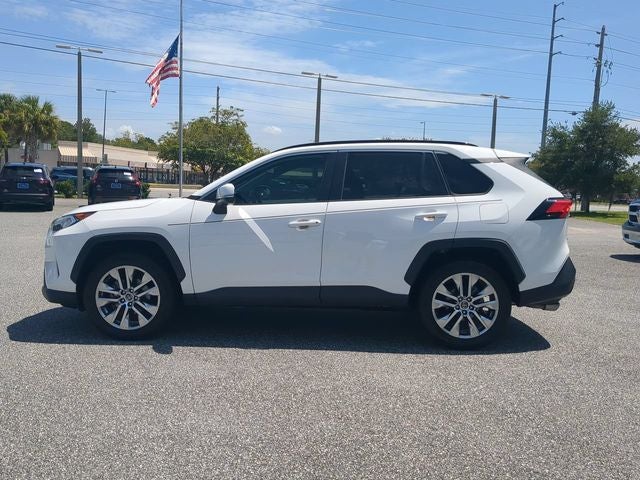 2020 Toyota RAV4 XLE Premium