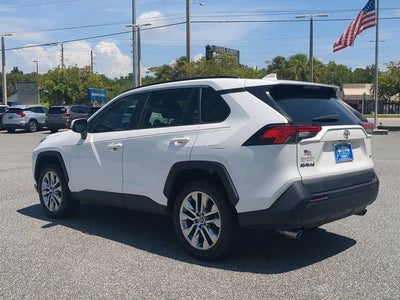 2020 Toyota RAV4 XLE Premium