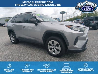 2019 Toyota RAV4 LE