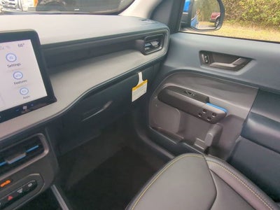 2026 Ford Maverick Lobo Standard