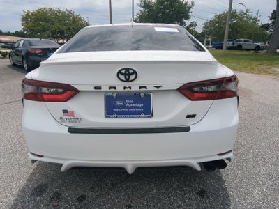 2022 Toyota Camry SE