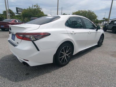 2022 Toyota Camry SE