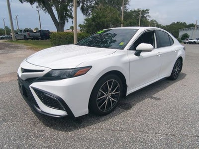 2022 Toyota Camry SE
