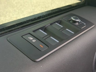 2022 Land Rover Discovery S