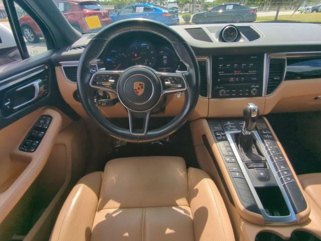 2018 Porsche Macan Base