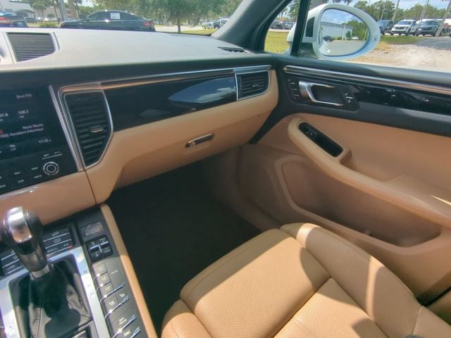 2018 Porsche Macan Base