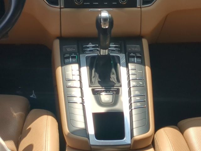 2018 Porsche Macan Base