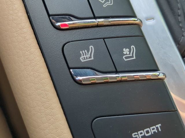 2019 Porsche Macan Base