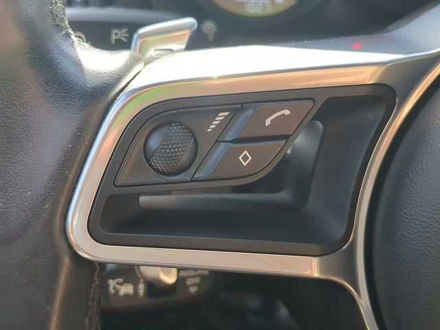 2019 Porsche Macan Base