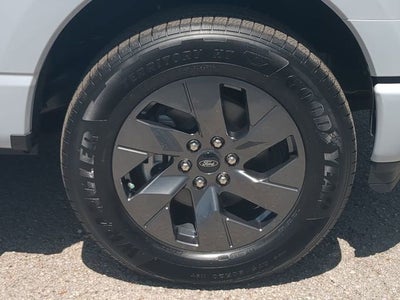 2025 Ford F-150 Lightning Flash™