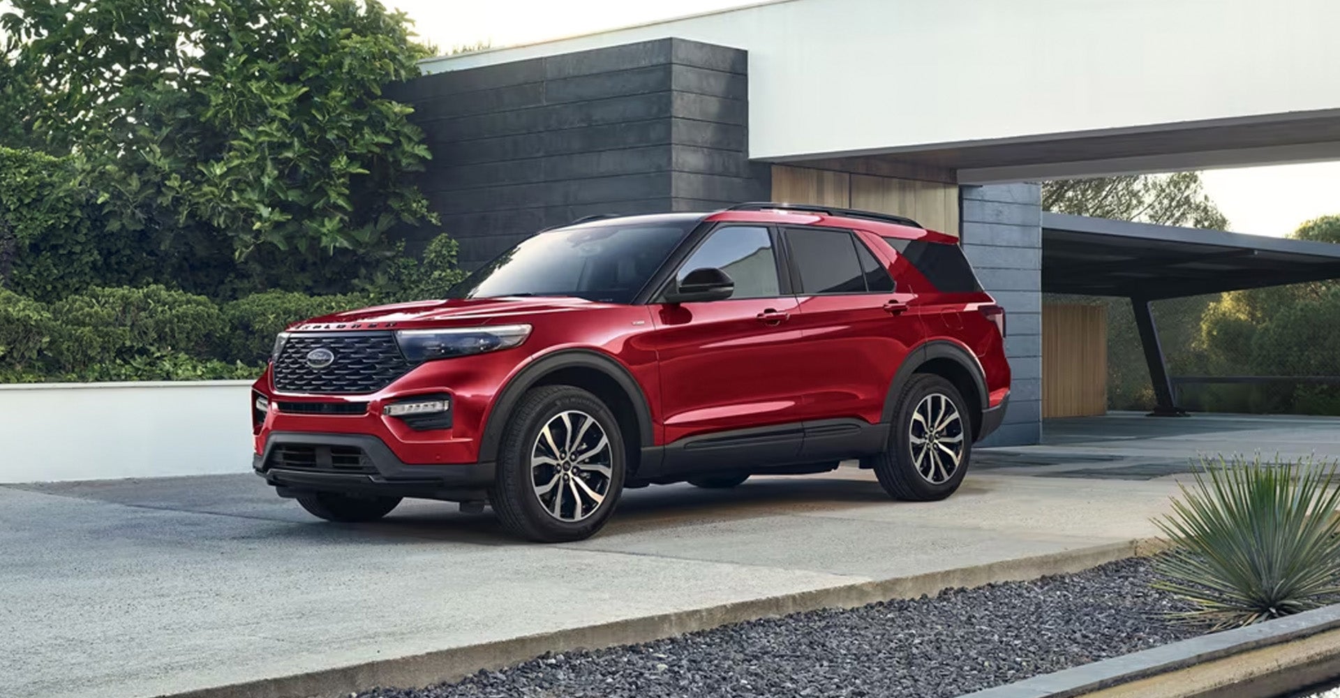 benefits of leasing a car